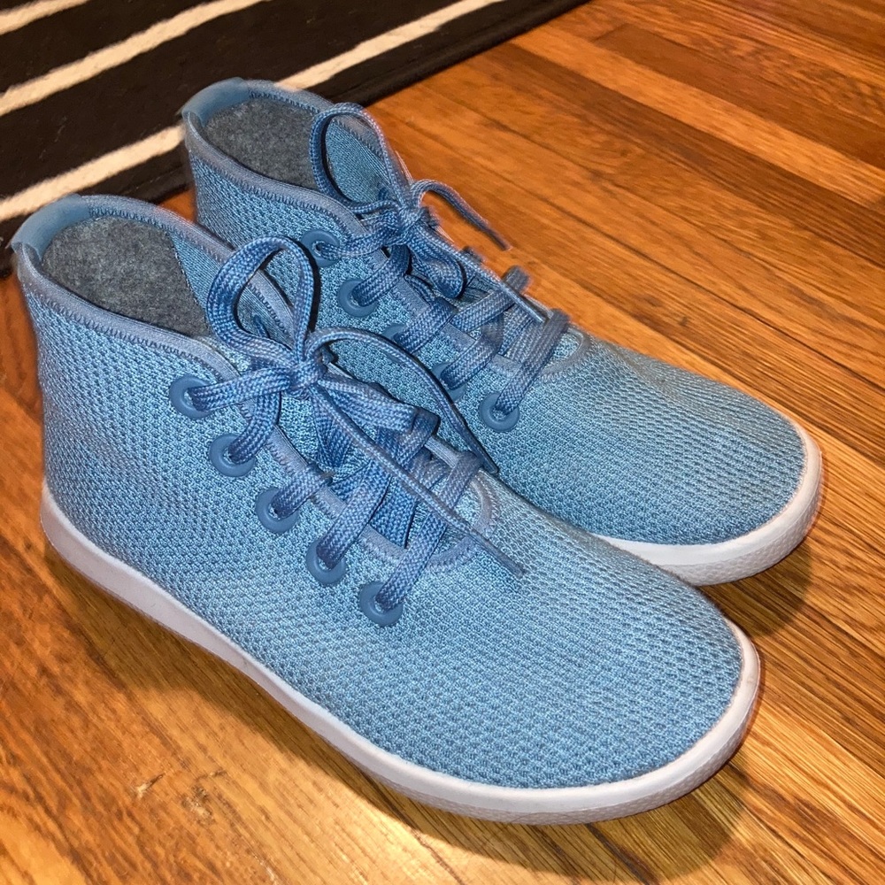 Allbirds Hightops in Dolphin